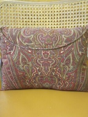 Home Trends Colorful Paisley 12 x 16 Inch Toss Pillow. Red Green Cream Brown